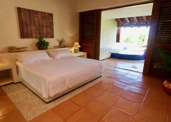 Hotel Palmas Luxury Zihuatanejo