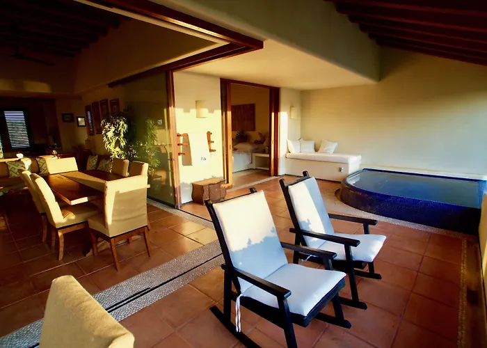 Palmas Luxury Hotel Zihuatanejo