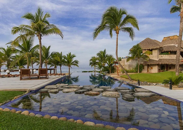 Palmas Luxury Hotel Zihuatanejo